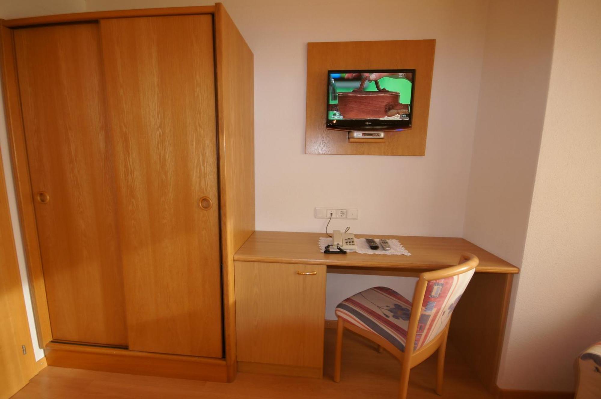 Hotel Akelei Brunico Room photo